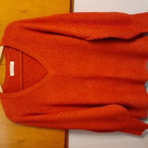 Workshop red v neck sweater  size large